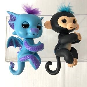 Woowee Fingerlings Blue & Purple Dragon and Black Monkey Interactive Toy Works